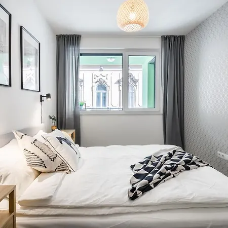 Cosy Tolnai Street